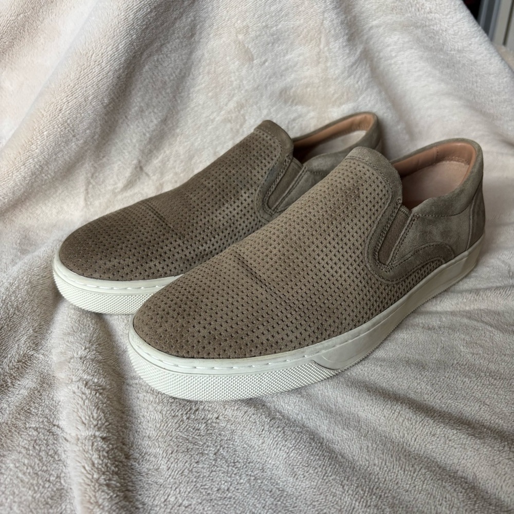 Vince in sz 7.5 MENS